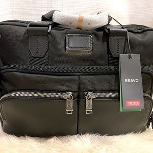 Tumi Albany Slim Commuter Brief Black